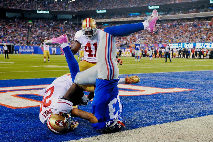 2015-NFL-Pink-October-Tramaine-Brock-Odell-Beckham-WIRE000071310.jpg